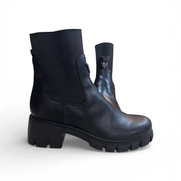 Guess Women’s Ariana Slip on Chelsea Booties black size 9 - Picture 3 of 10